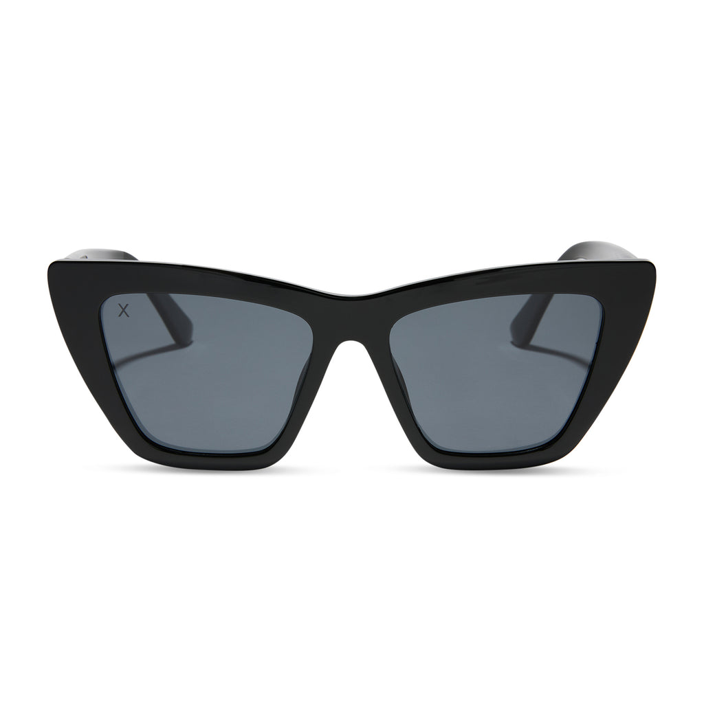 ドゥーズィーエムクラス Nuancenaturalbangl Isla Cherry Tort – Elegant Cat-Eye Sunglasses with Style
