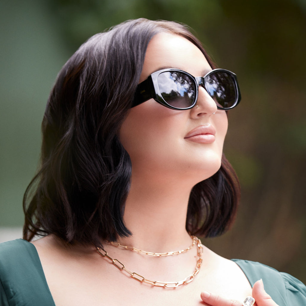 Mikayla Jane powerhouse sunglasses | black & grey gradient polarized