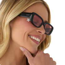 CHER - BLACK + PINK GRADIENT SUNGLASSES